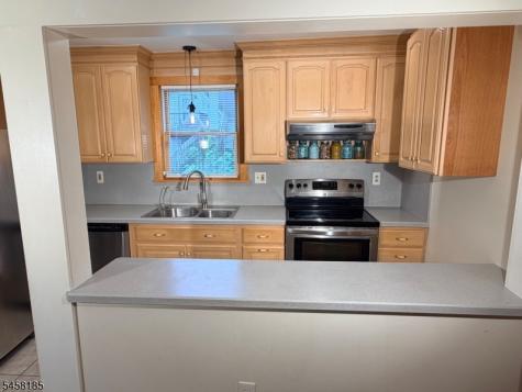 23 Ferro Monte Avenue Roxbury NJ 07847