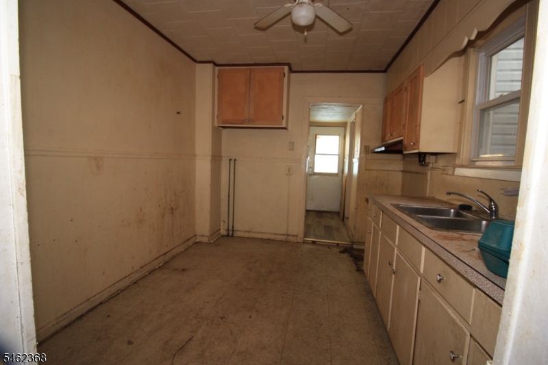 755 S Main Street Phillipsburg NJ 08865