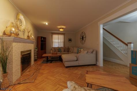 826 Cross Avenue Elizabeth NJ 07208