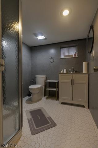 826 Cross Avenue Elizabeth NJ 07208