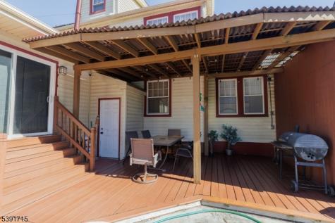 826 Cross Avenue Elizabeth NJ 07208