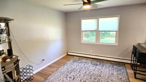 8 Hillside Road Mansfield NJ 07840