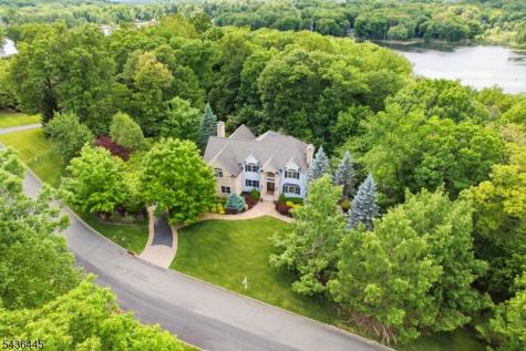 4 Windemere Way Sparta NJ 07871