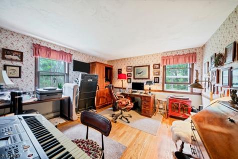 41 Millbrook Stillwater Road Hardwick NJ 07825