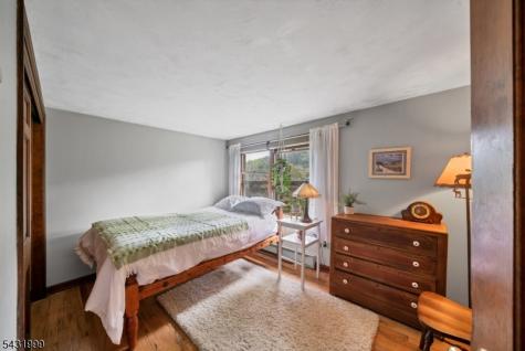 41 Millbrook Stillwater Road Hardwick NJ 07825