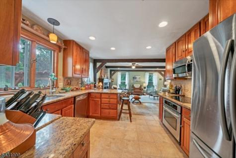 41 Millbrook Stillwater Road Hardwick NJ 07825