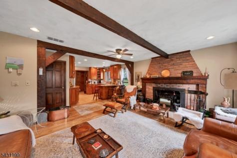 41 Millbrook Stillwater Road Hardwick NJ 07825