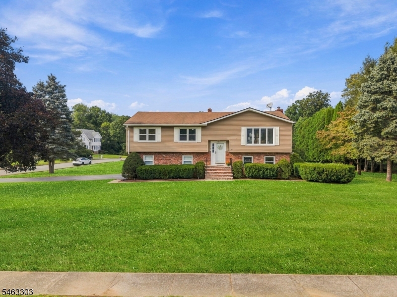 22 Marguerite Lane Montville NJ 07082