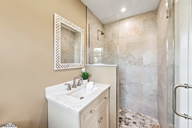 22 Marguerite Lane Montville NJ 07082