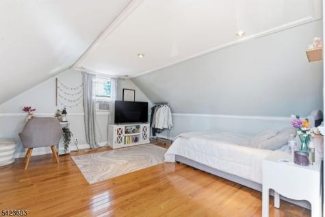 201 Floyd Street Belleville NJ 07109