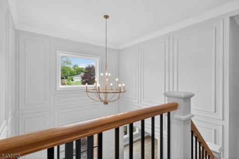 2 Ravinn Lane Warren NJ 07059