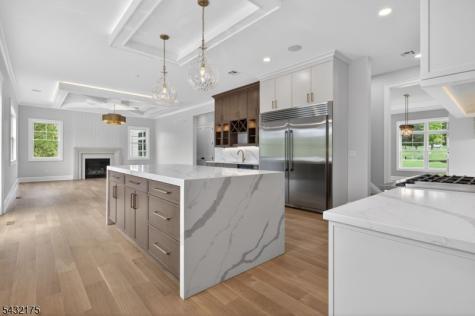 2 Ravinn Lane Warren NJ 07059