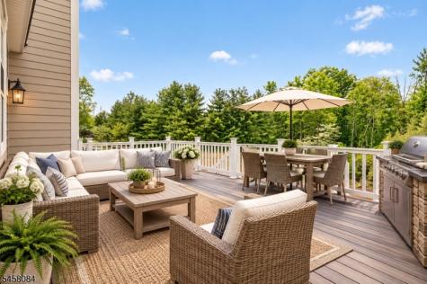 2 Ravinn Lane Warren NJ 07059
