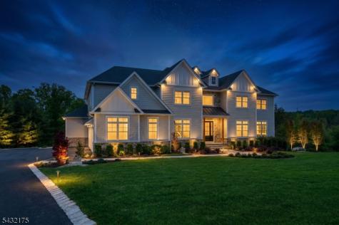 2 Ravinn Lane Warren NJ 07059