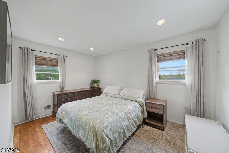 31 Dogwood Drive Newton NJ 07860