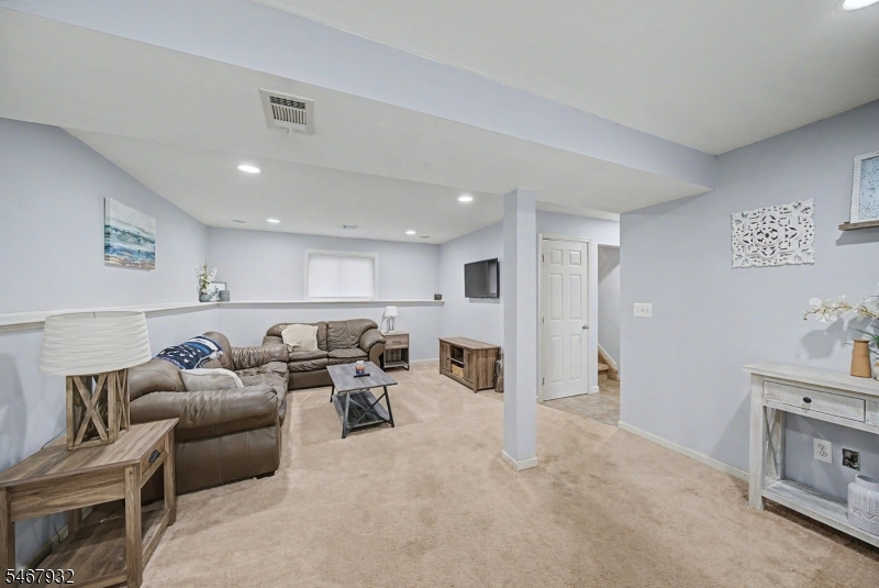 31 Dogwood Drive Newton NJ 07860