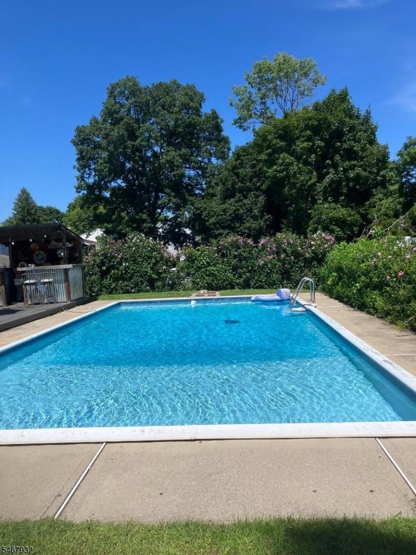 31 Dogwood Drive Newton NJ 07860