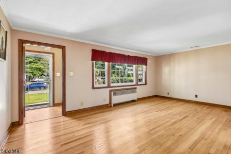 27 Shawnee Road Cranford NJ 07016
