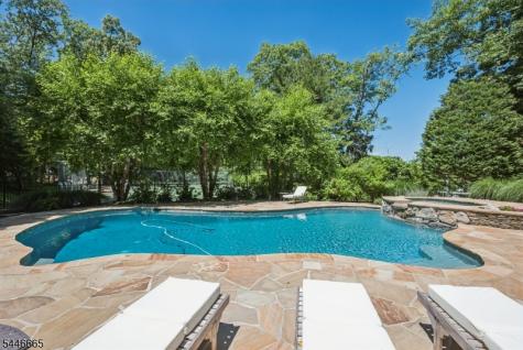 45 Acorn Road Watchung NJ 07069