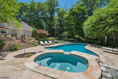 45 Acorn Road Watchung NJ 07069