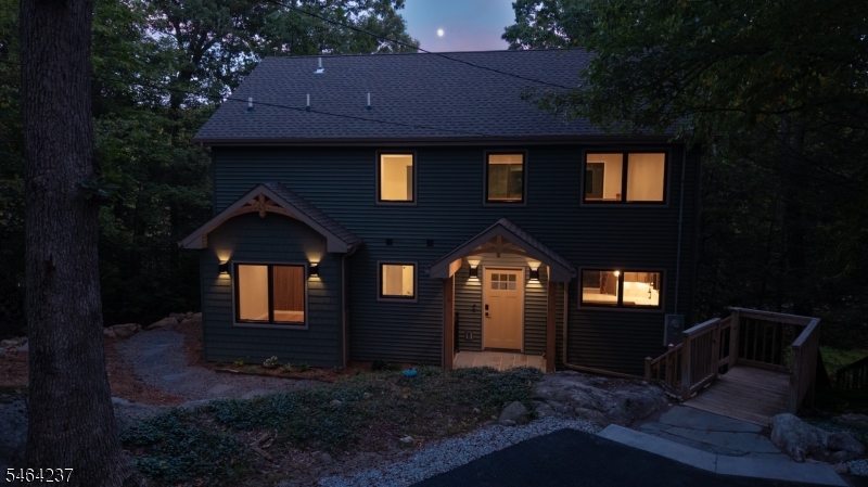 310 W Lakeshore Drive Vernon NJ 07422
