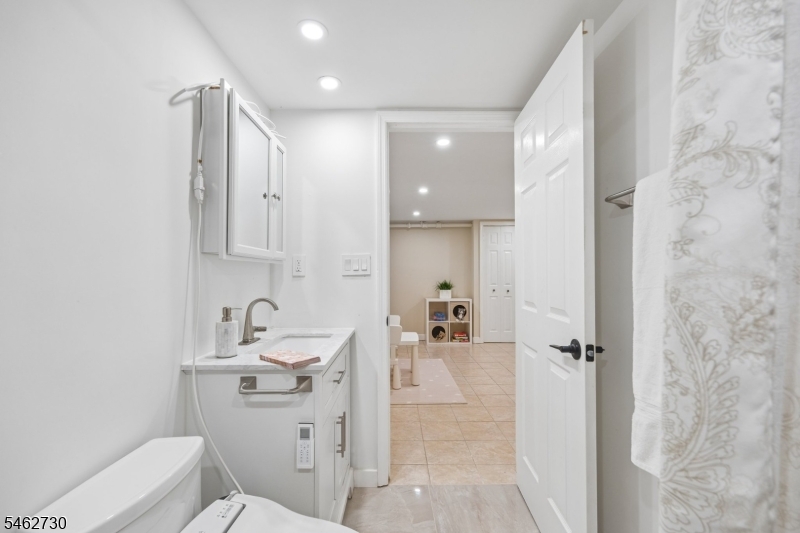 36 Amelia Avenue Livingston NJ 07039