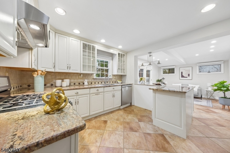36 Amelia Avenue Livingston NJ 07039