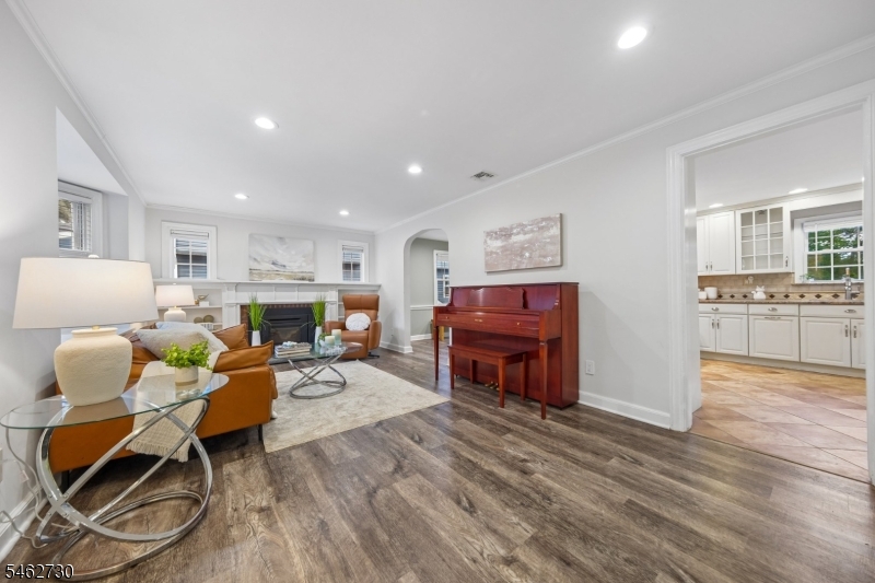 36 Amelia Avenue Livingston NJ 07039