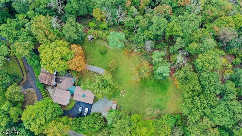 35 Woodledge Road Watchung NJ 07069