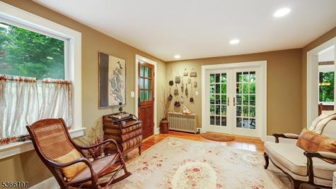 35 Woodledge Road Watchung NJ 07069
