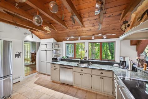 35 Woodledge Road Watchung NJ 07069