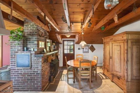 35 Woodledge Road Watchung NJ 07069