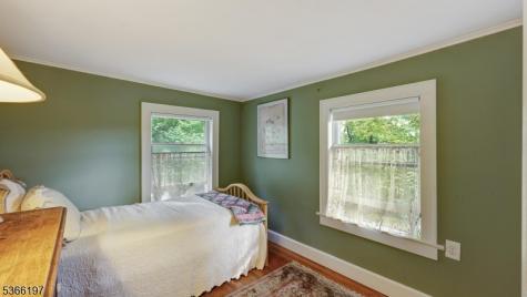 35 Woodledge Road Watchung NJ 07069