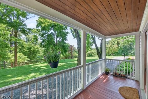 35 Woodledge Road Watchung NJ 07069