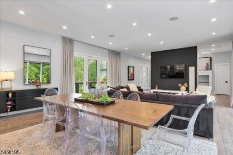 25 Oakwood Drive New Providence NJ 07974