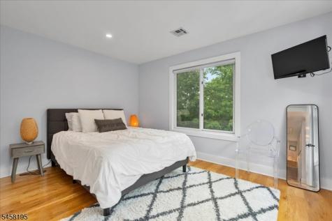 25 Oakwood Drive New Providence NJ 07974