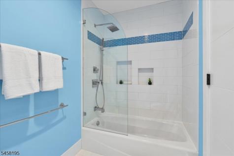 25 Oakwood Drive New Providence NJ 07974