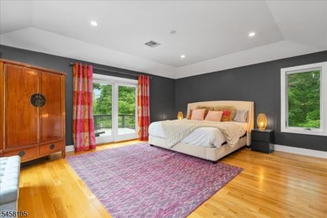 25 Oakwood Drive New Providence NJ 07974