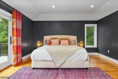 25 Oakwood Drive New Providence NJ 07974
