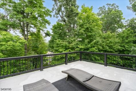 25 Oakwood Drive New Providence NJ 07974
