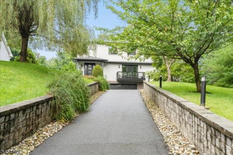 25 Oakwood Drive New Providence NJ 07974