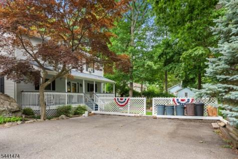 136 Jefferson Trail Hopatcong NJ 07843