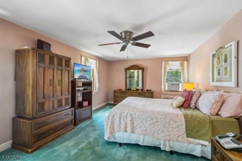 69 Newman Avenue Verona NJ 07044