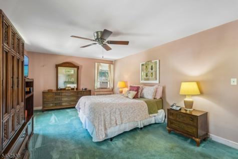 69 Newman Avenue Verona NJ 07044