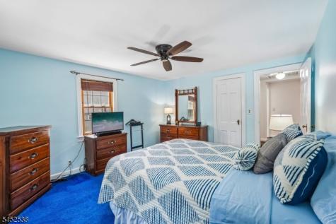69 Newman Avenue Verona NJ 07044