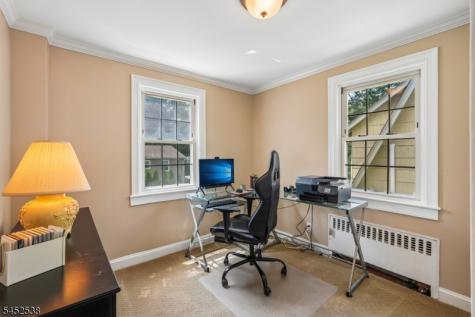 69 Newman Avenue Verona NJ 07044