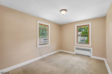 69 Newman Avenue Verona NJ 07044