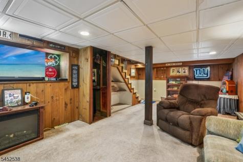 69 Newman Avenue Verona NJ 07044