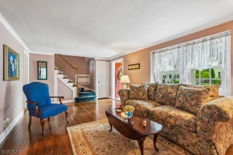 69 Newman Avenue Verona NJ 07044