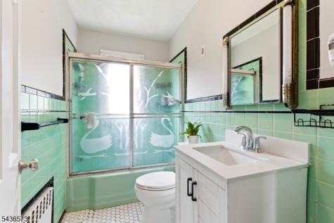 1 Pearl Place Franklin NJ 08873